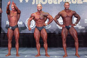 СLASSIC PHYSIQUE +178